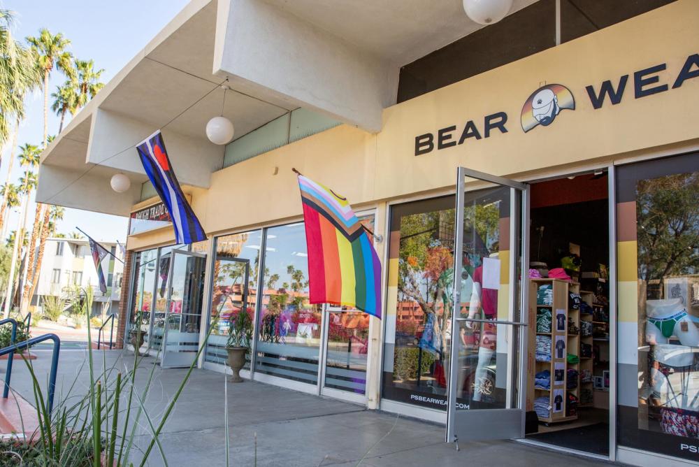 arenas district bear wear