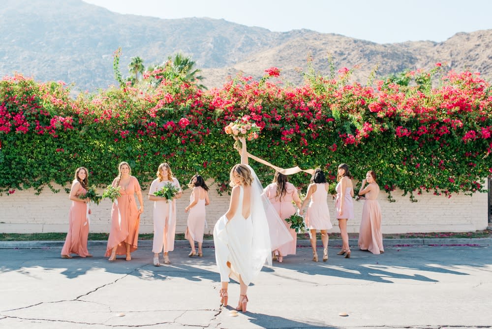 retro-mod-palm-springs-wedding credit Cara Robbins Studio