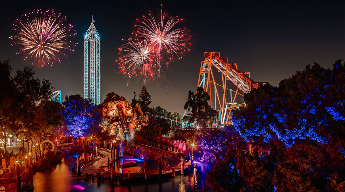 Knott's Summer Nighttime Fireworks Show