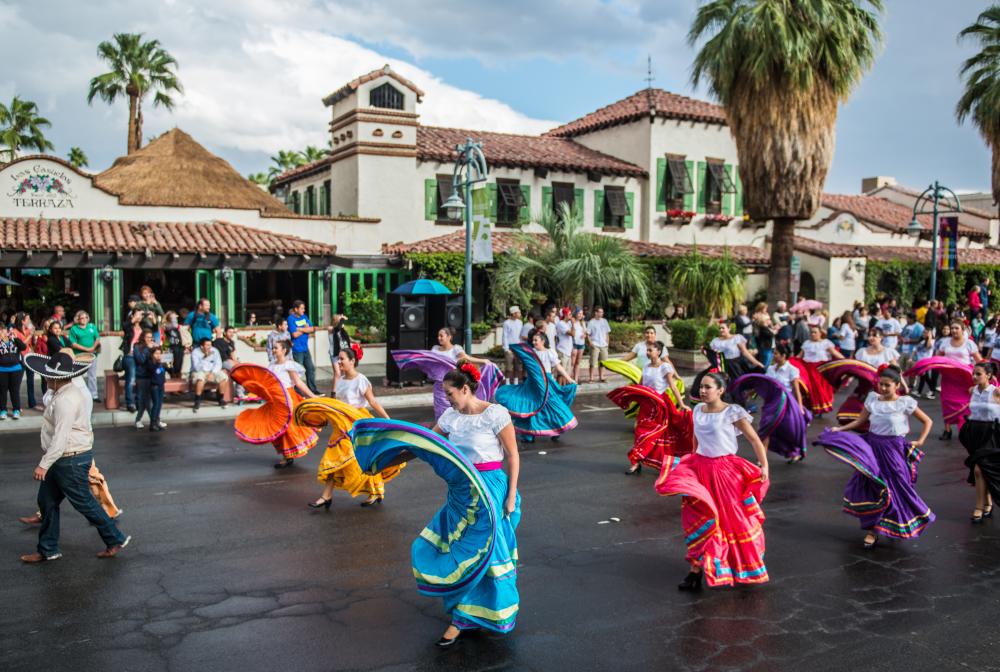 Mexican dancers in front of Las Casuelas Terraza in Palm Springs