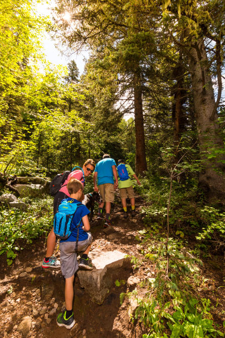 Hiking Red River