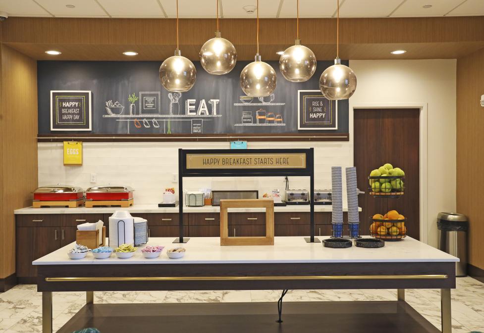Hampton Inn and Suites-Savannah Bananas