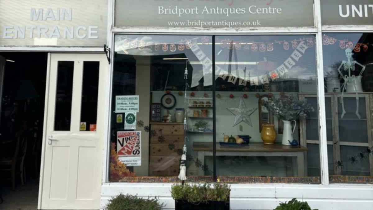 Bridport Antiques Centre