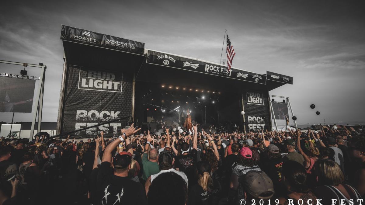 The crowd in front of the stage at Rock Fest