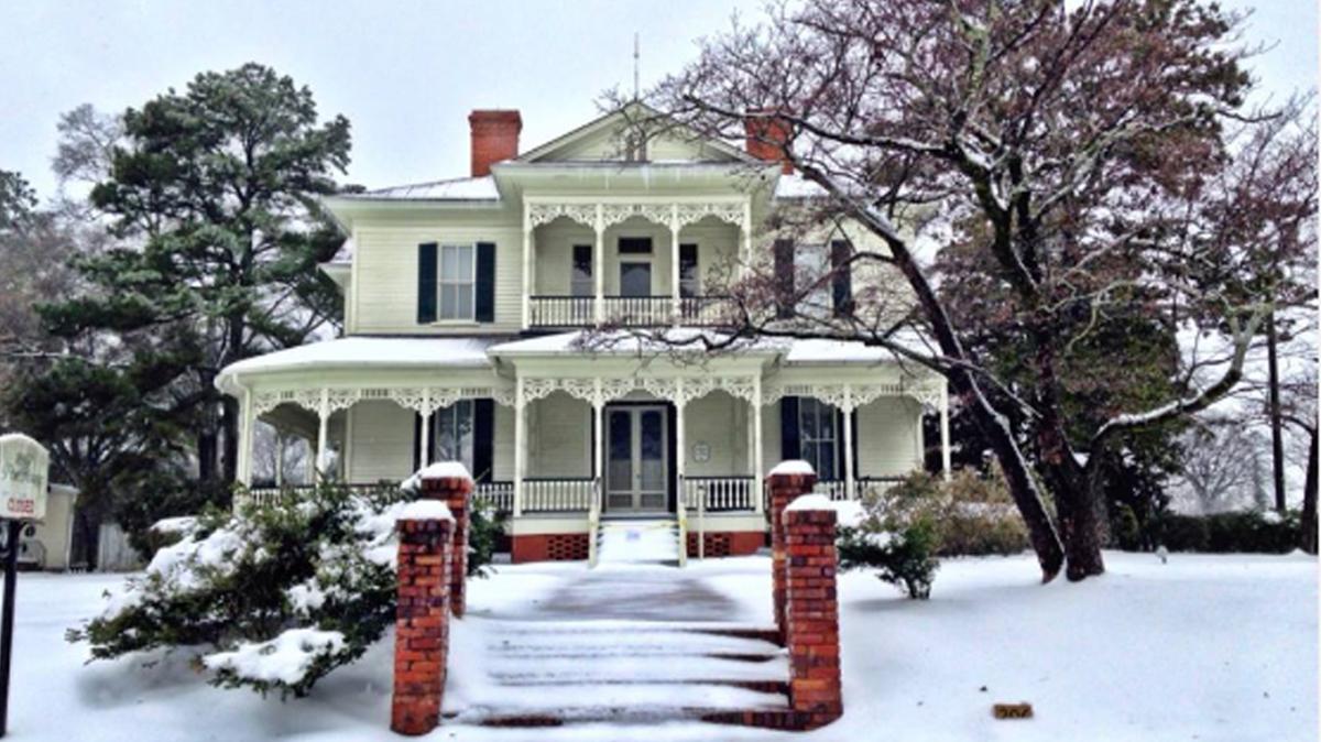 Poe House Holiday