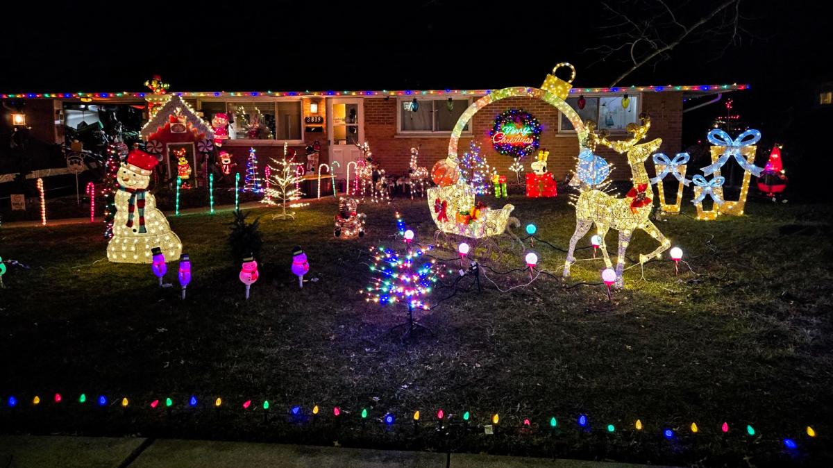 Holiday lights on display at 2819 Sherborne Blvd in Fort Wayne