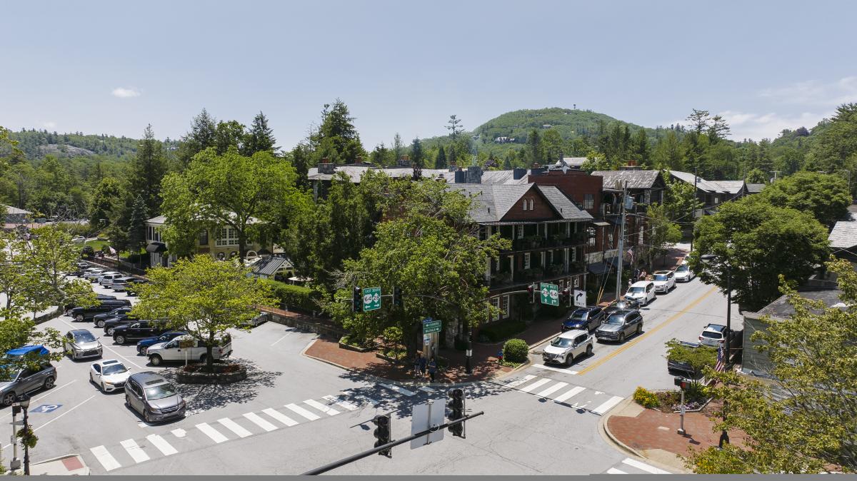 main street
