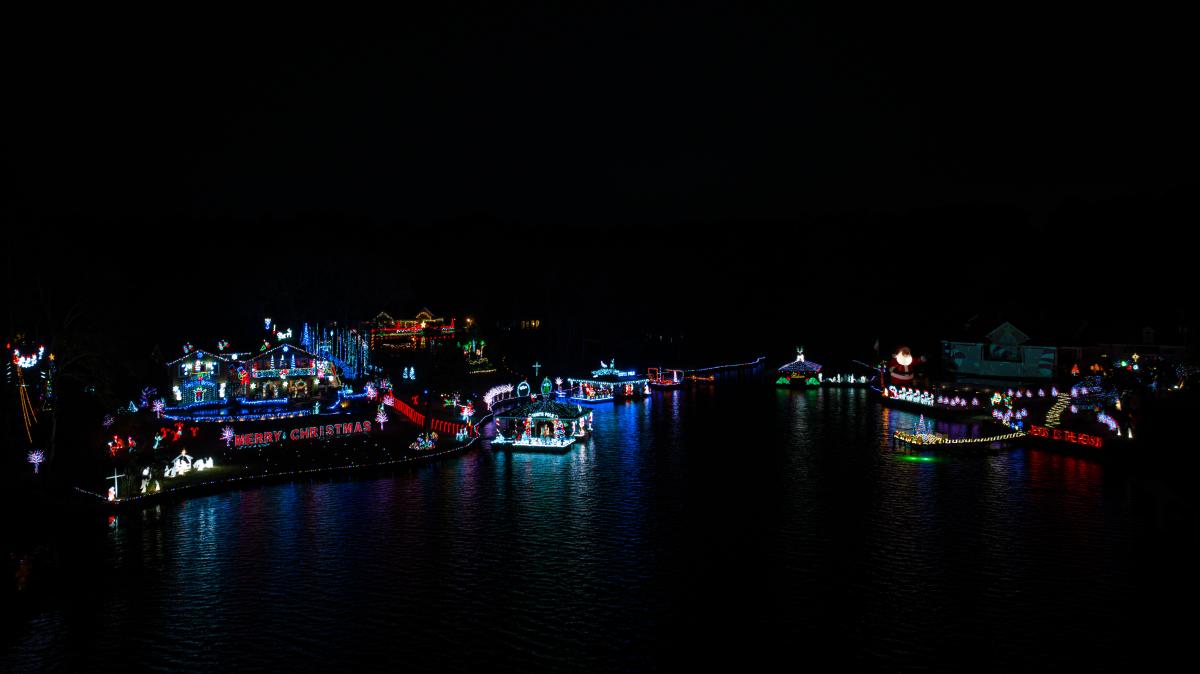 Christmas Cove on Lake Sinclair