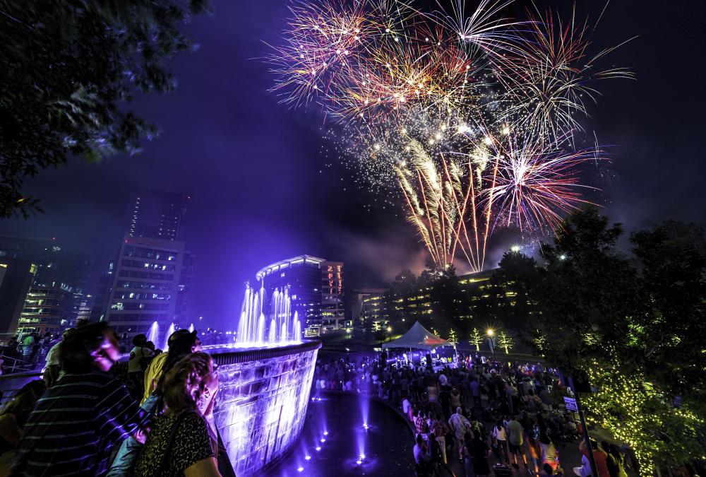 Fireworks at the Waterway in the Woodlands