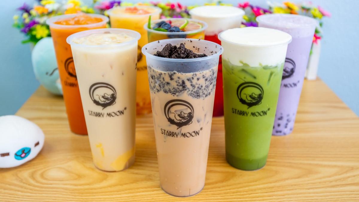 A photo of eight beverages from Starry Moon.