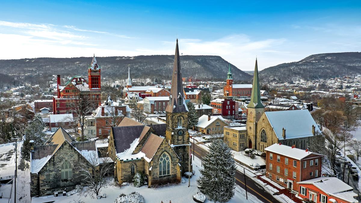 A snow dusting covers the city scape.