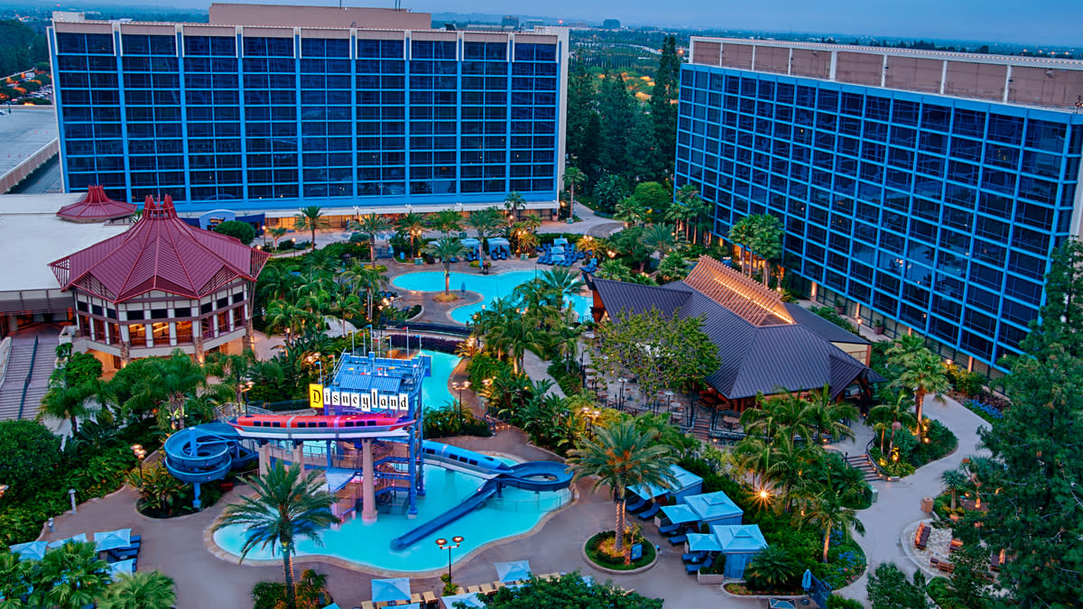 Disneyland Hotel Pool Views