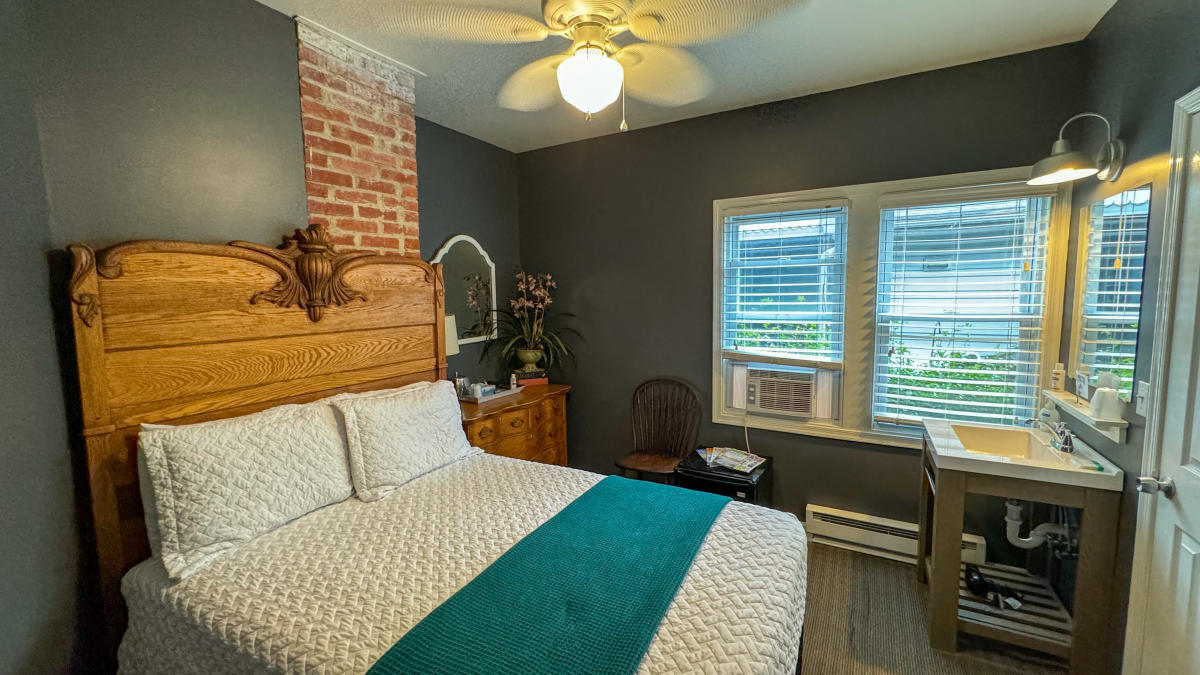 Rehoboth Guest House 