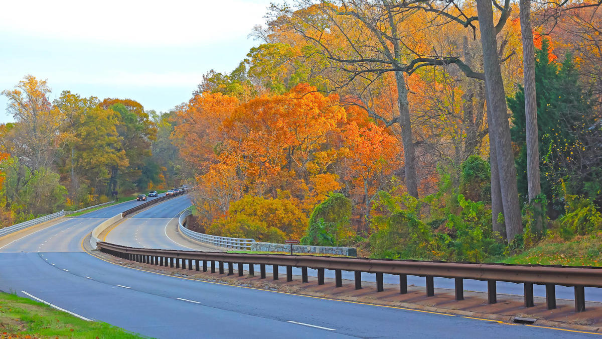 George Washington Parkway - Fall Foliage - Scenic Drives