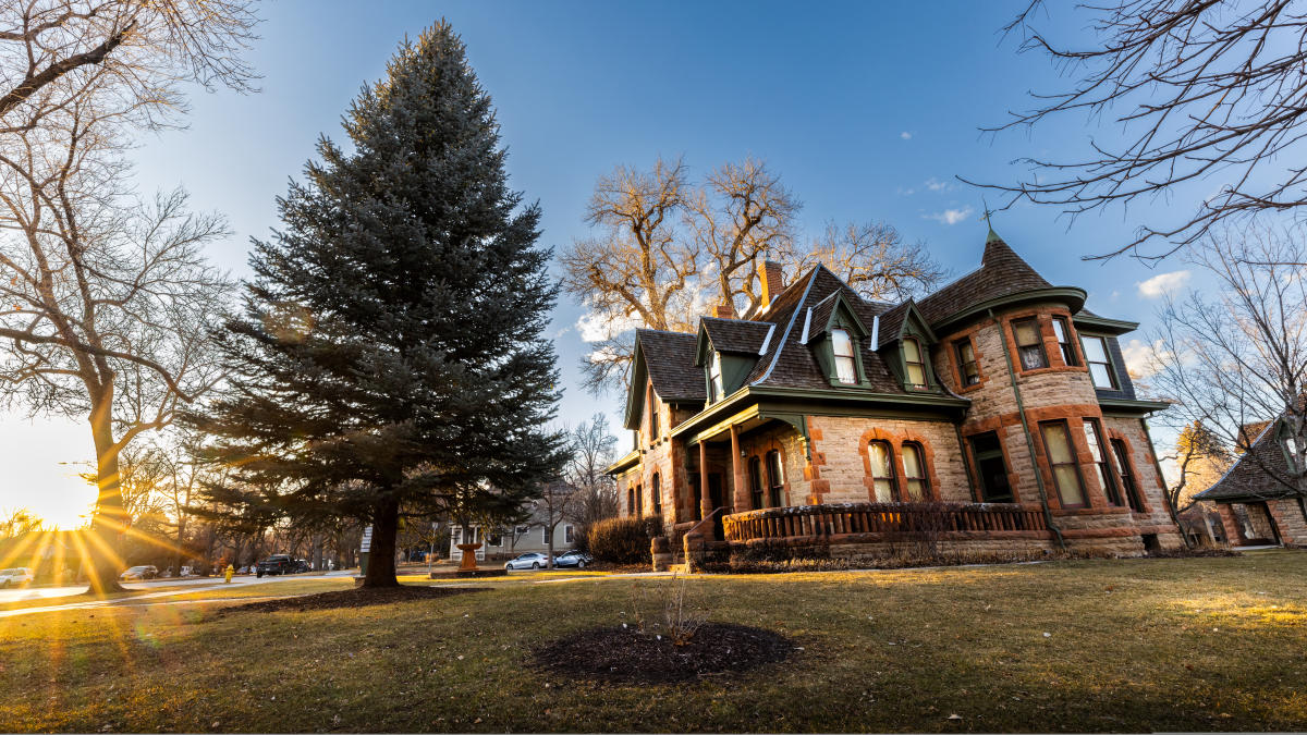 Avery House