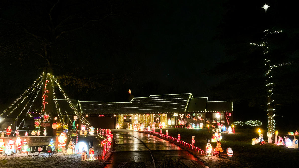 Woodstone Place House Light Display by Ryan Miller