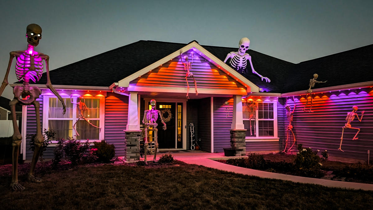Halloween Lights Display at 14114 Futura Ct, Fort Wayne