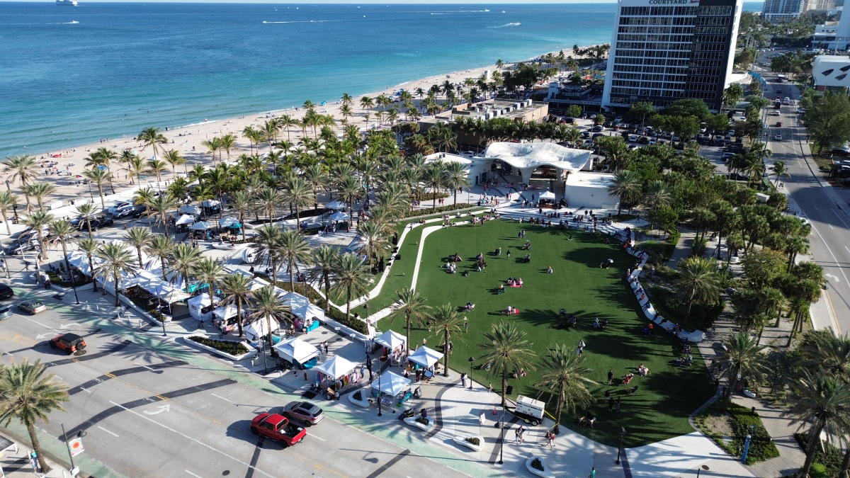 Las Olas Oceanside Park