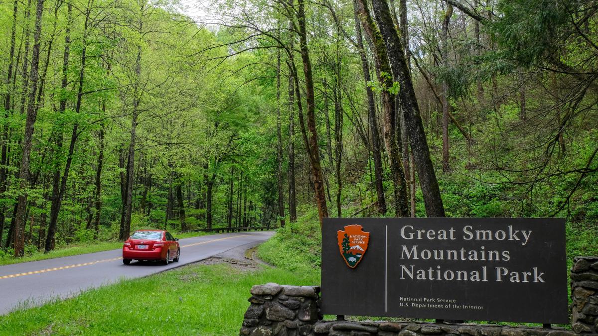 Great Smoky Mountains sign