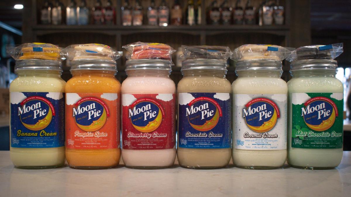 Tennessee Shine Moon Pie moonshine