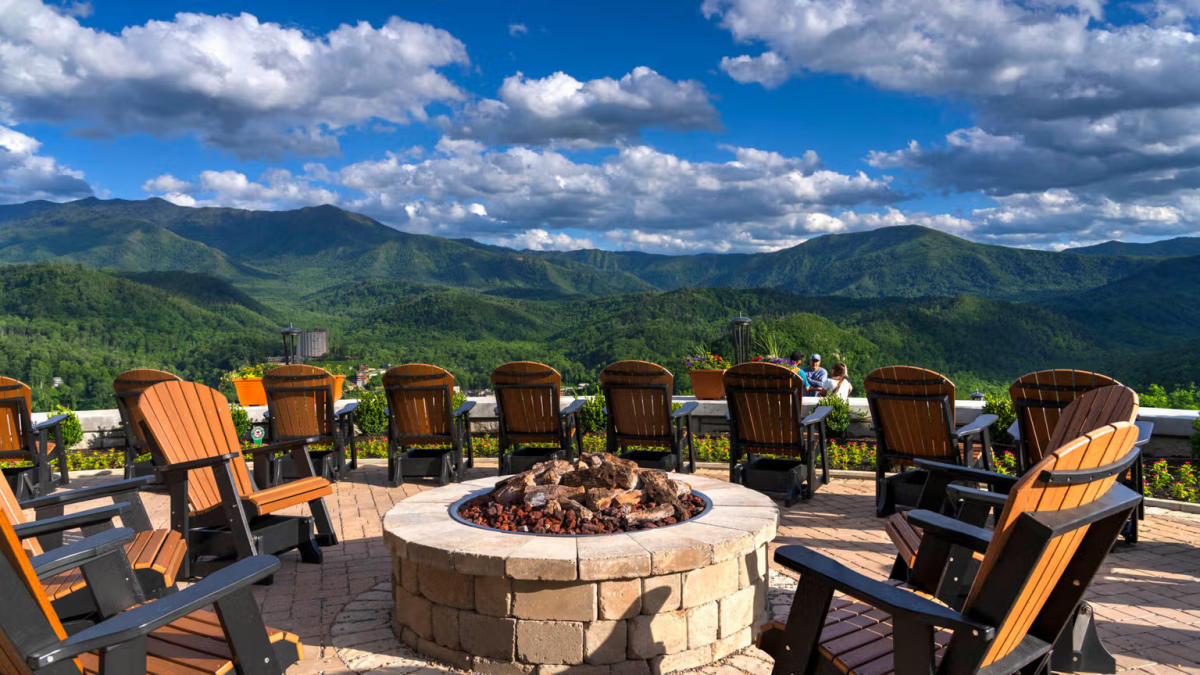 Clayton's landing Gatlinburg Skypark