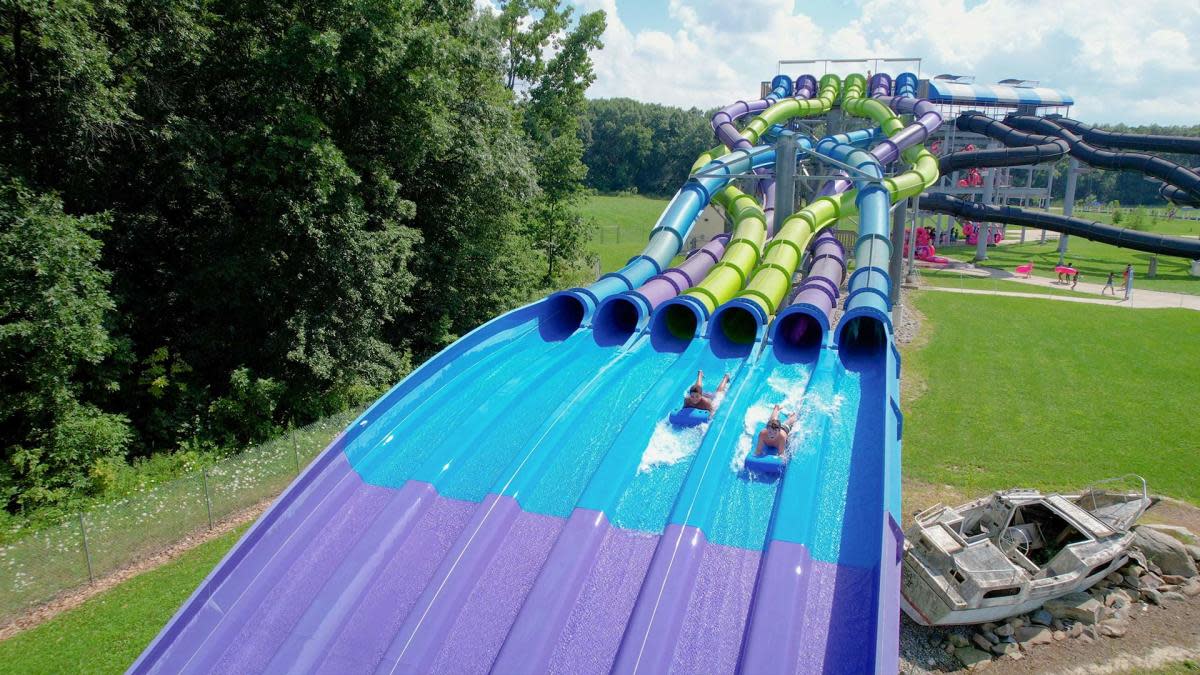 Visit Deep River Waterpark and race your friends down the Kraken