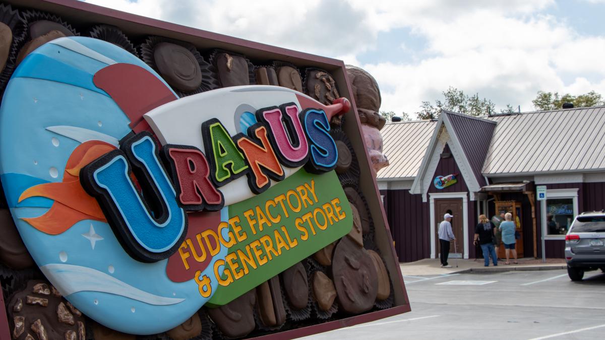 Uranus Fudge Factory Entry