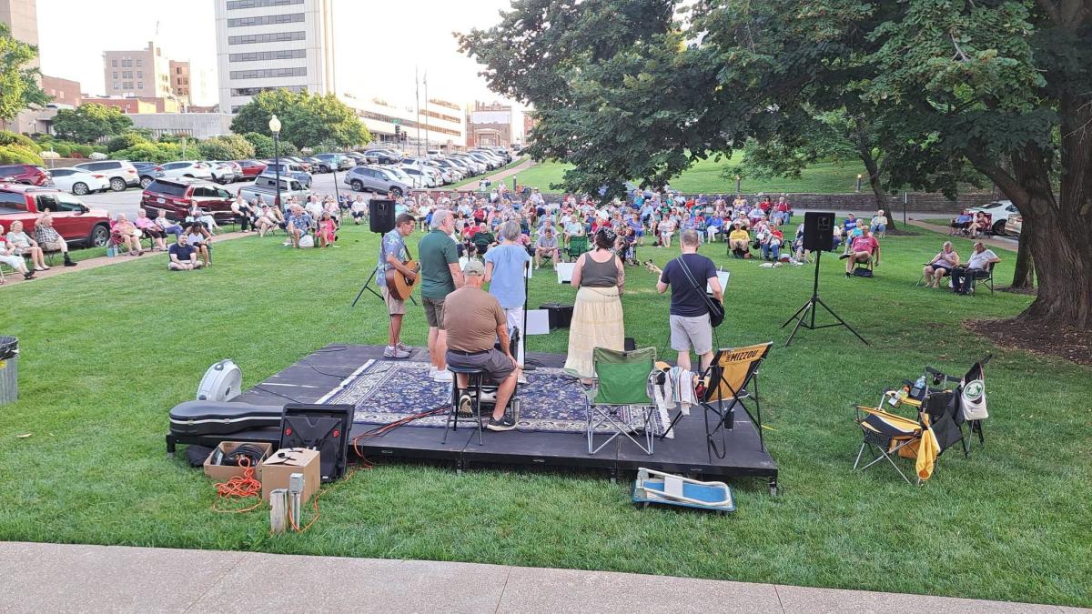 backyard concert