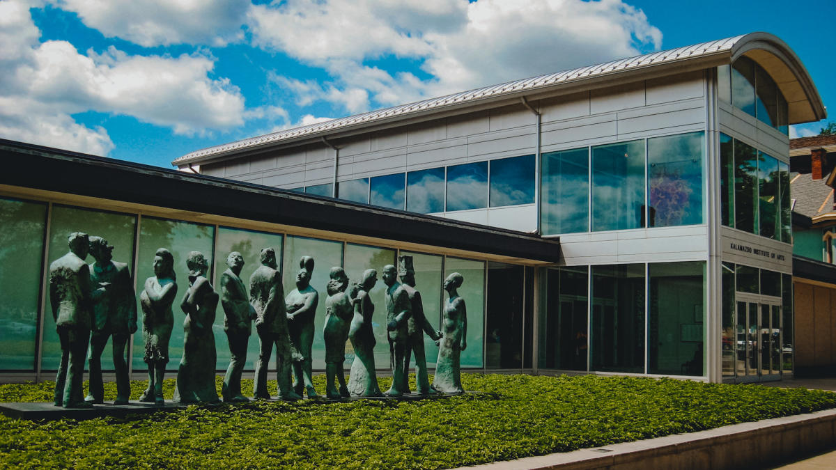 Statue outside the Kalamazoo Institute of Arts