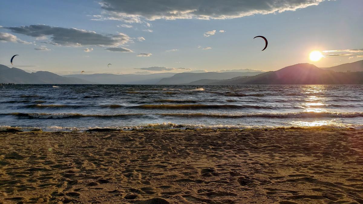 Kite Surfers at Rotary Beach