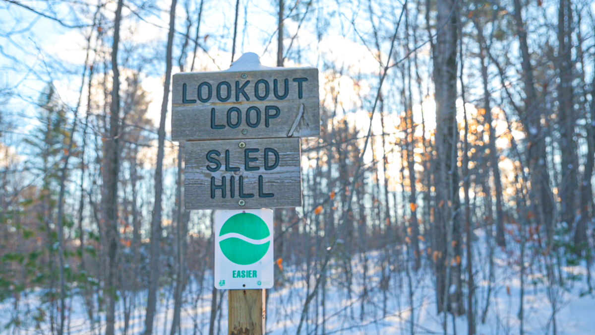 Lookout Loop Sled Hill Sign