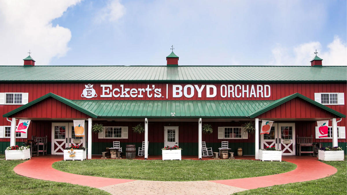 Exterior of Eckert's Boyd Orchard