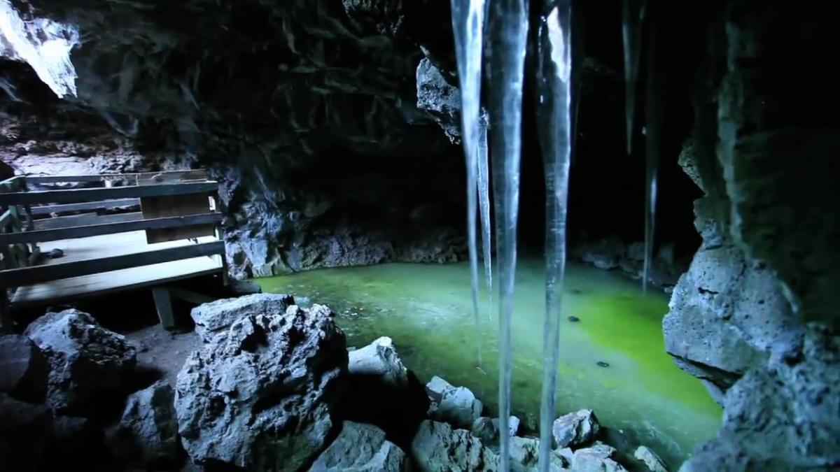 Video Thumbnail - youtube - Ice Caves and Bandera Volcano