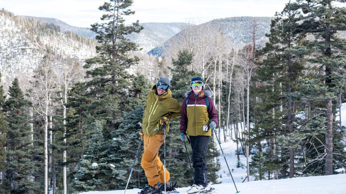 Two people skiing at Sipapu Ski & Summer Resort