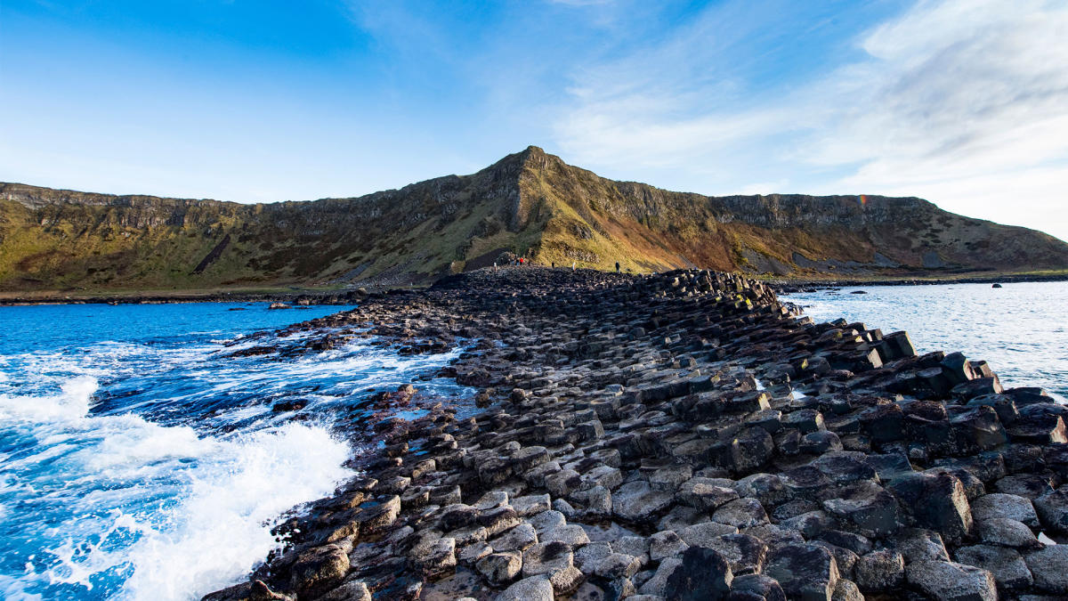 Crashing waves over the Giants Causeway