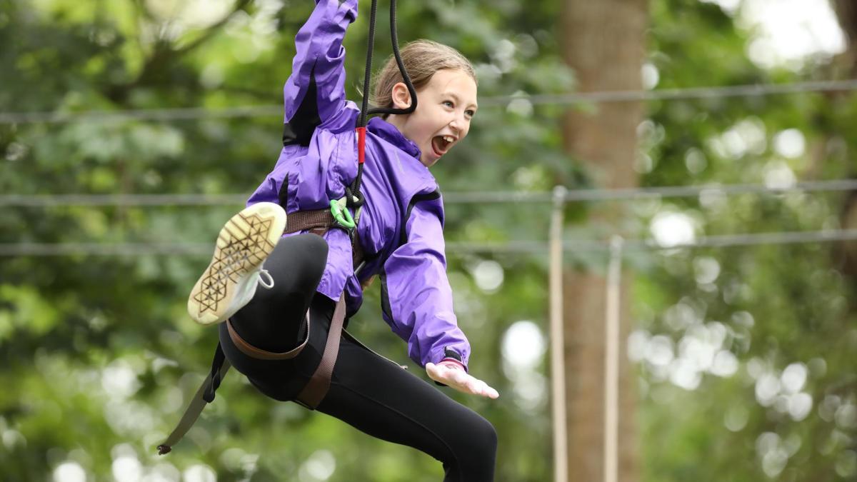 Child ziplining