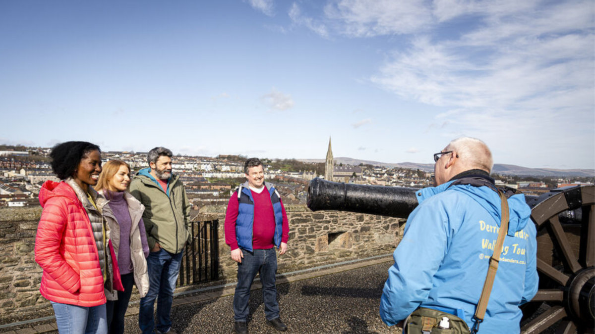 DNI Gallery - Derry Londonderry Walking Tour