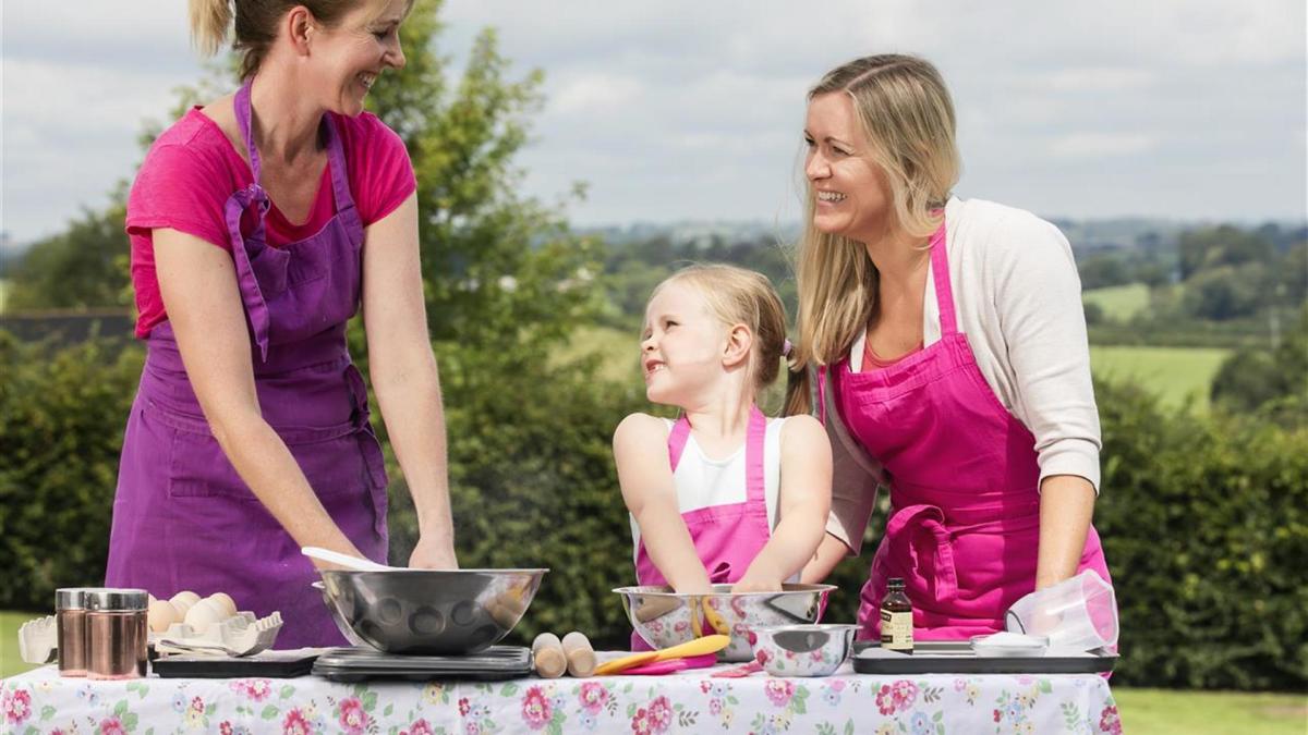 Visitors enjoying a traditional Irish baking class