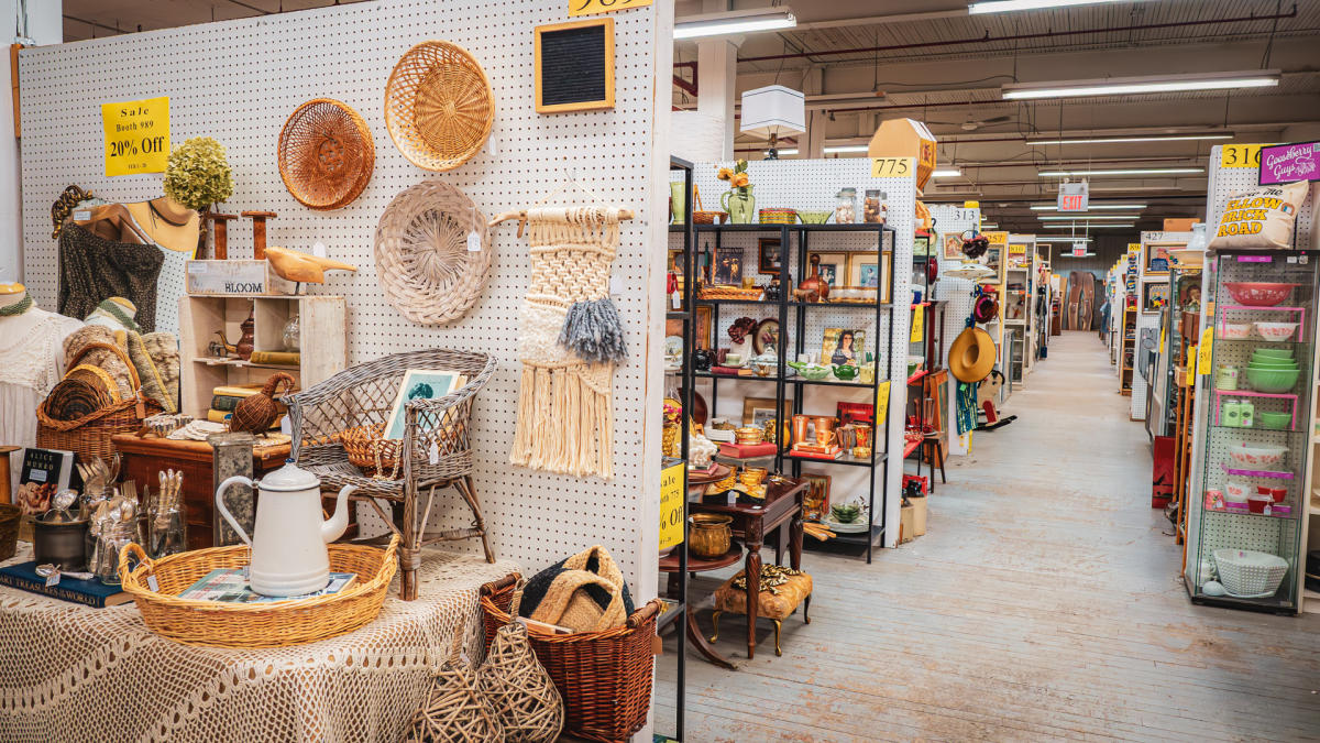 One of a Kind Antique Market