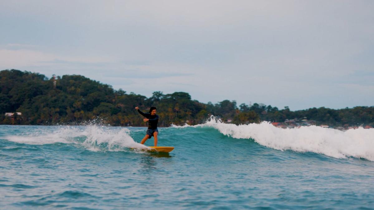 surfing-at-black-rock