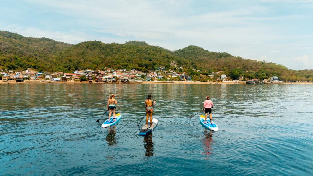 Paddle at Taboga Island, Panama City, Panamá