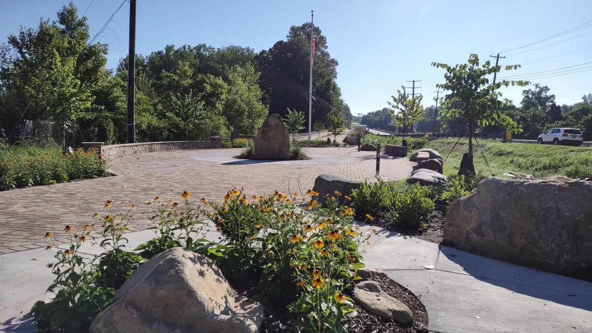 Spencer Yadkin Park Trailhead