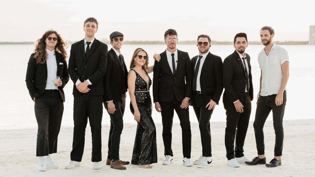 Oxford Soul Band photo on the beach