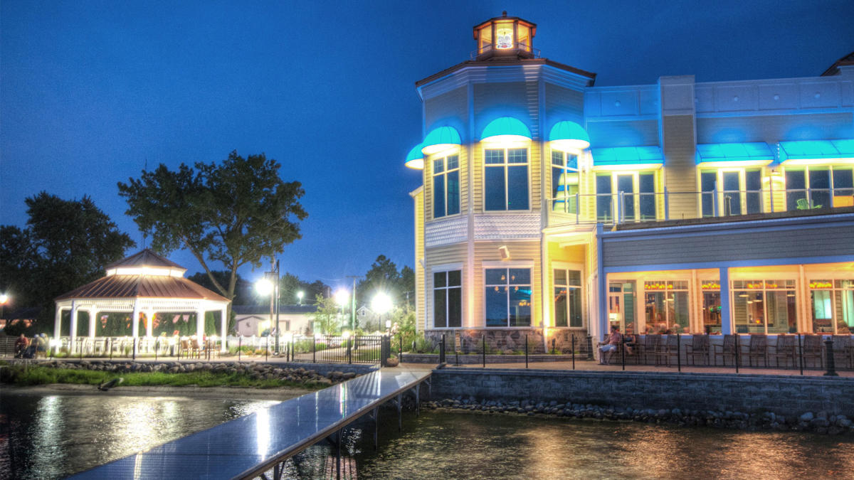 Lighthouse Restaurant on Cedar Lake