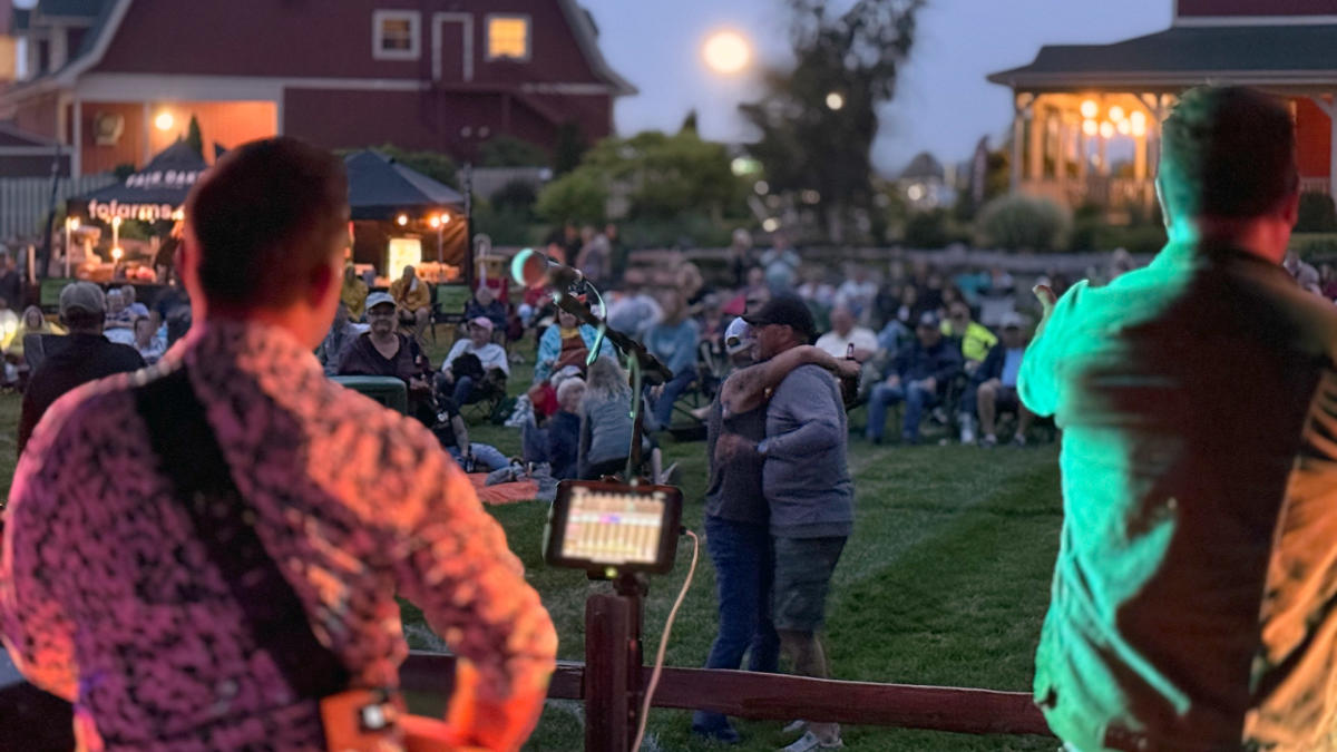 Backyard Concert at Fair Oaks Farms
