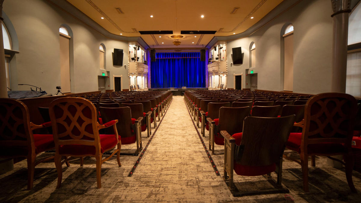 Memorial Opera House