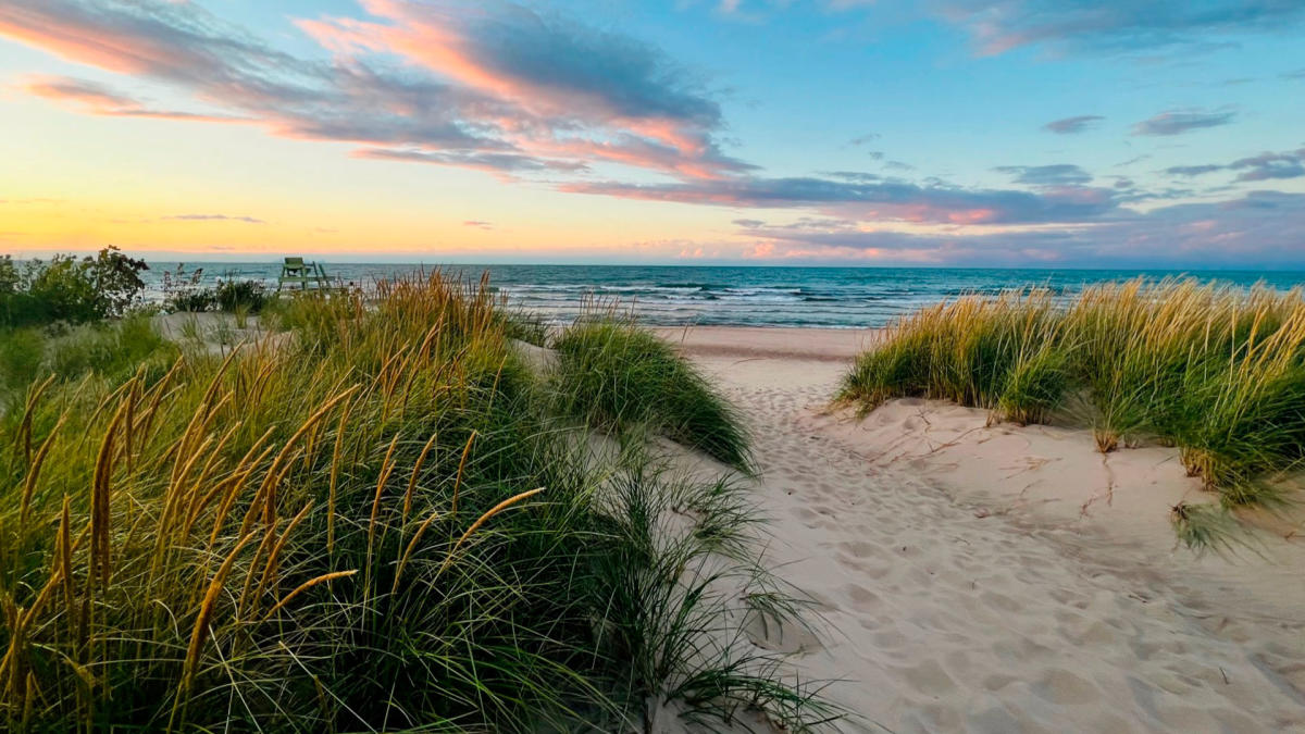 Miller Marquette Park beach path