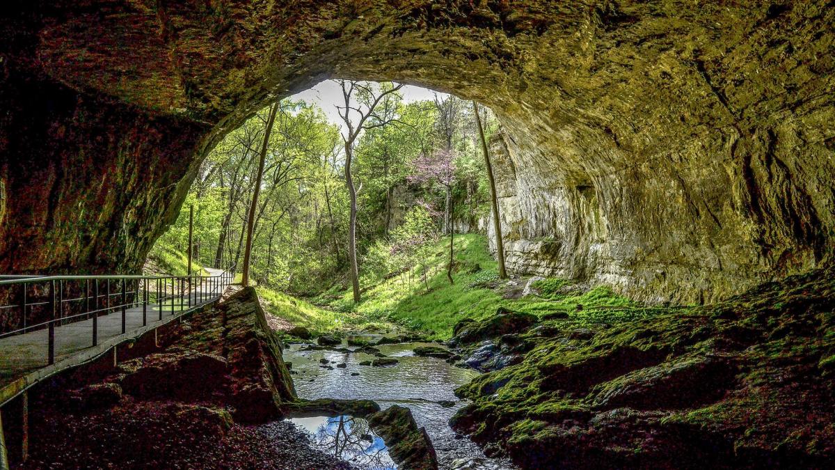 Smallin Cave