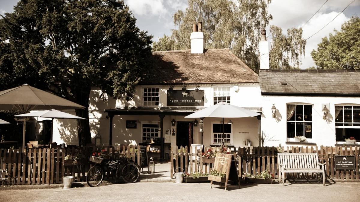 The Four Horseshoes Chobham