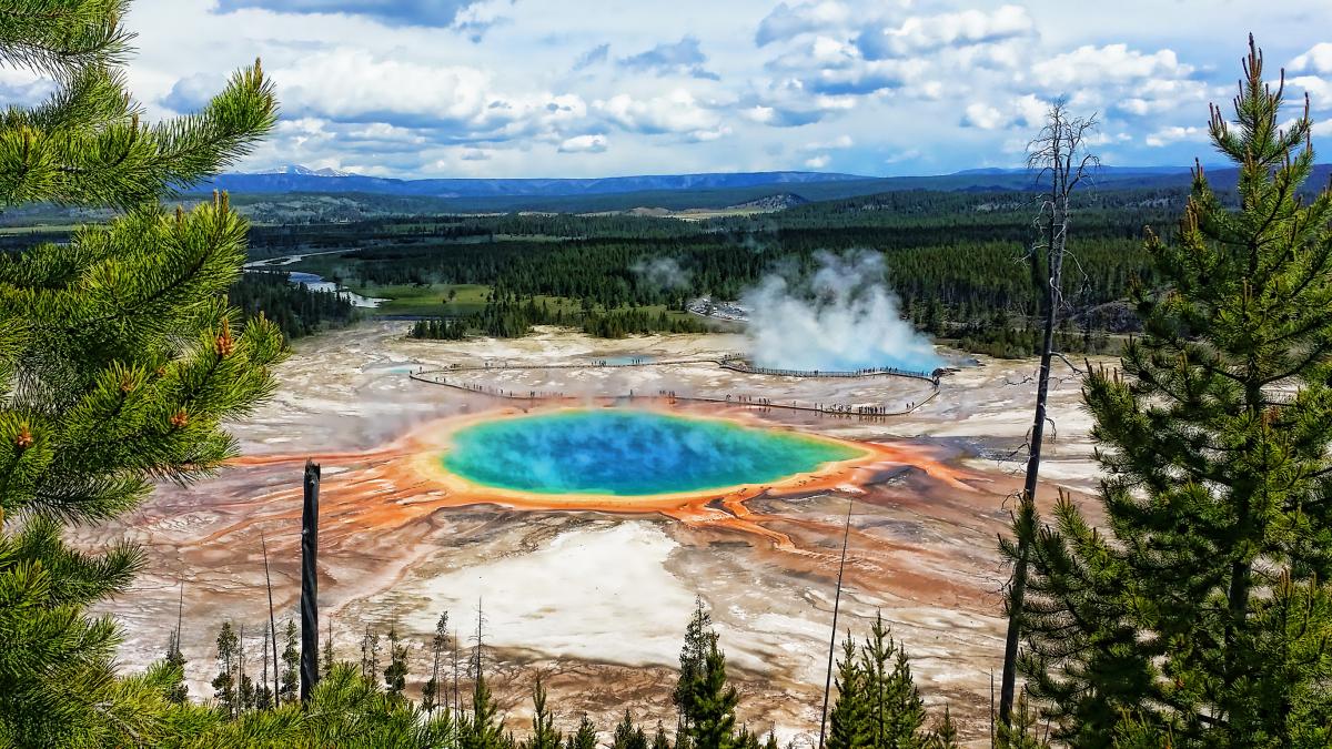 Yellowstone Grand Prismatic Spring